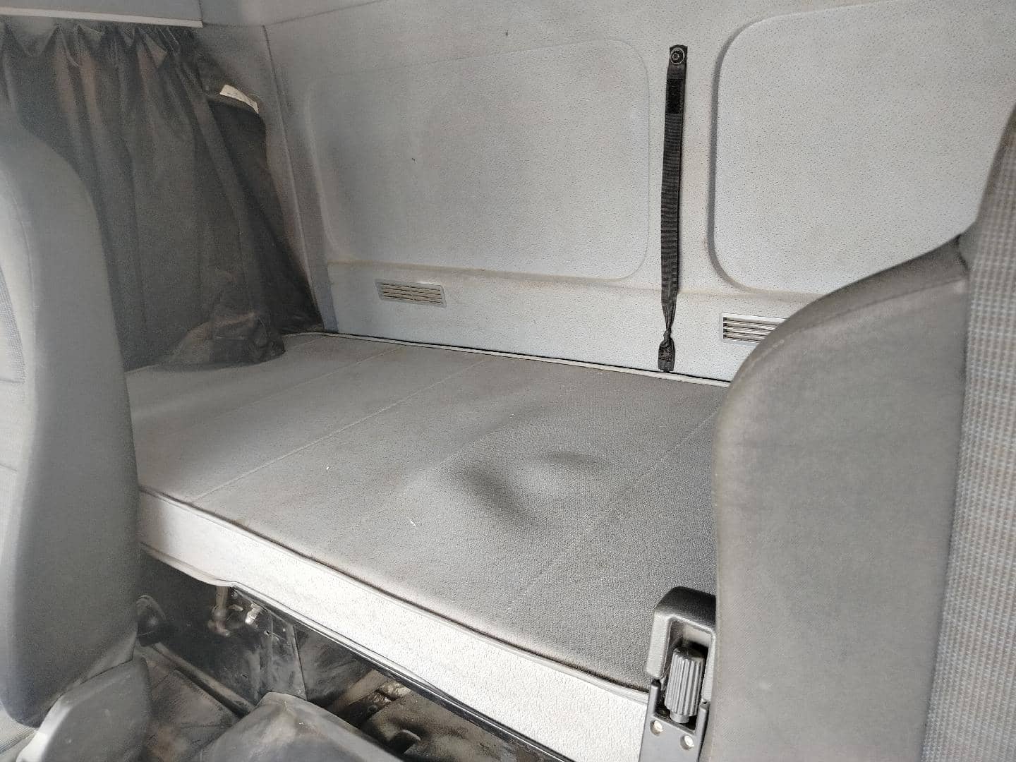 КАМАЗ 5490-892-87(DC),  398 974 км, 2019 года в лизинг