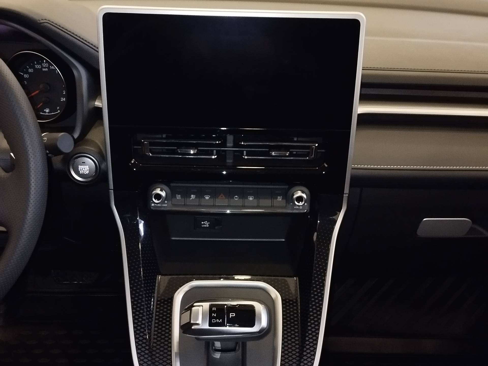 Haval M6 Family FWD AMT 143