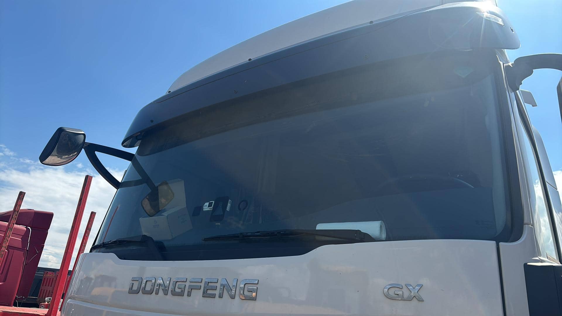 DongFeng GX D111A 4x2,  323 397 км, 2023 года в лизинг