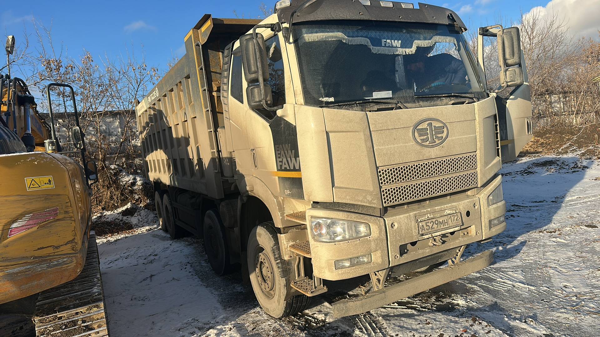 FAW CA3310P66K24T4E5 8х4