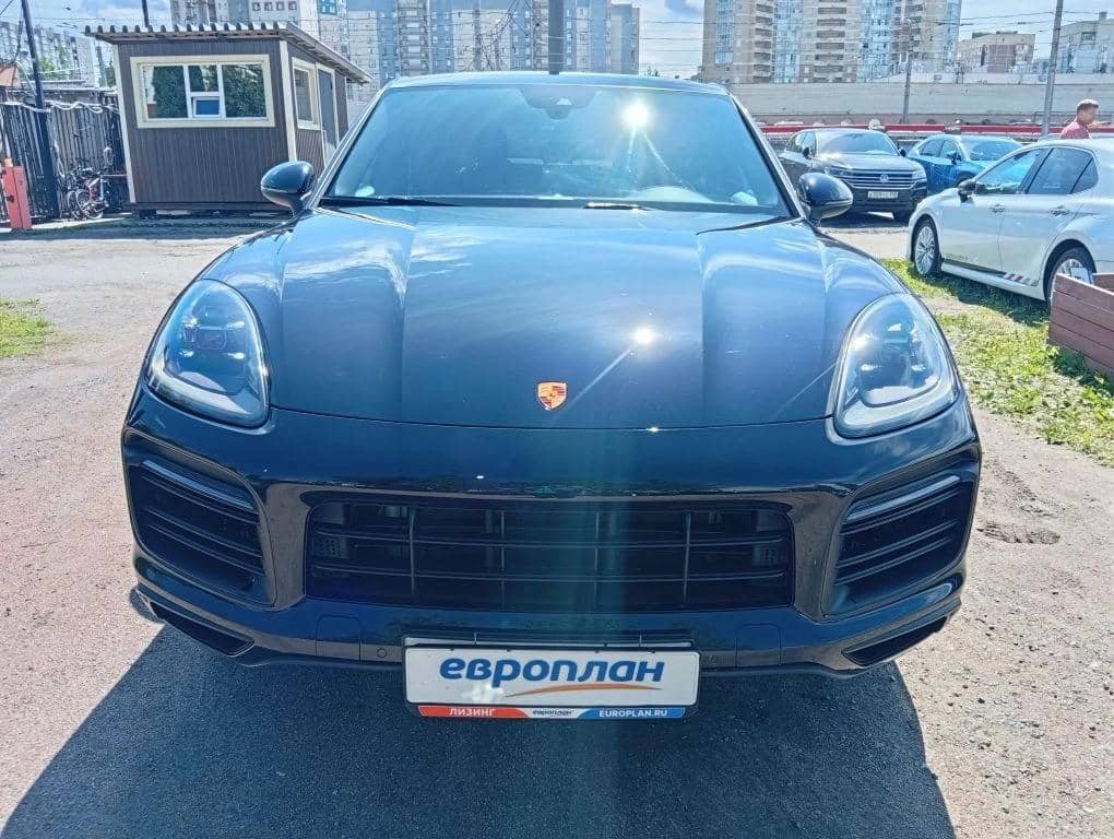 Porsche Cayenne,  51 072 км, 2022 года в лизинг