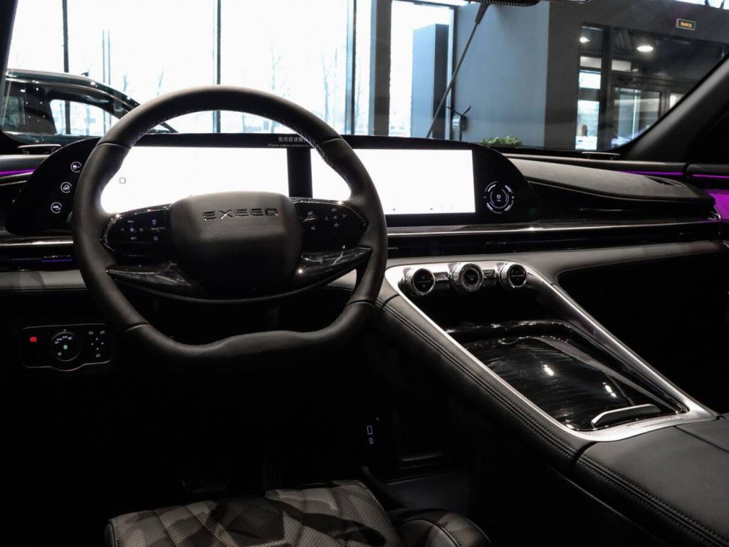 EXEED RX Flagship 2.0 TGDI 8AT AWD