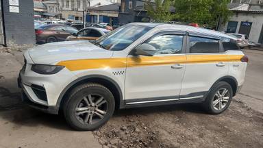 Geely Atlas Pro