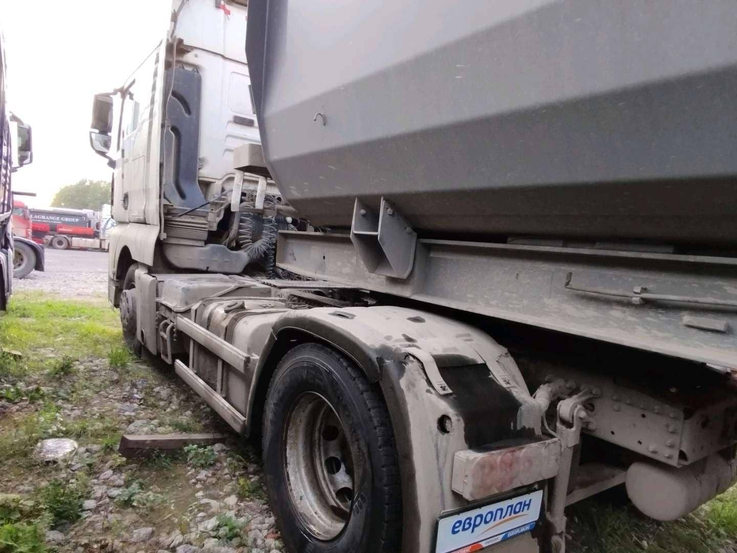Sitrak C7H MAX ZZ4186V391HE,  454 000 км, 2023 года в лизинг