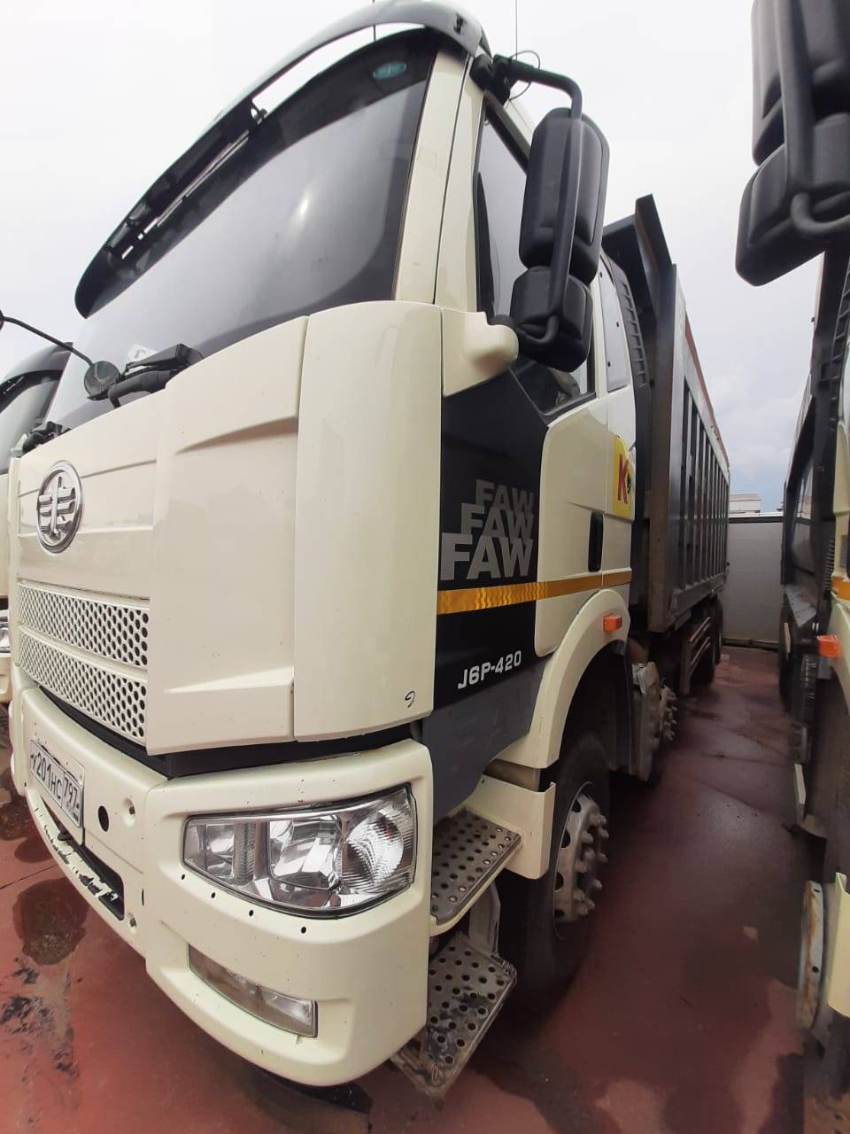 FAW CA3310P66K24T4E4 8x4 (E4)