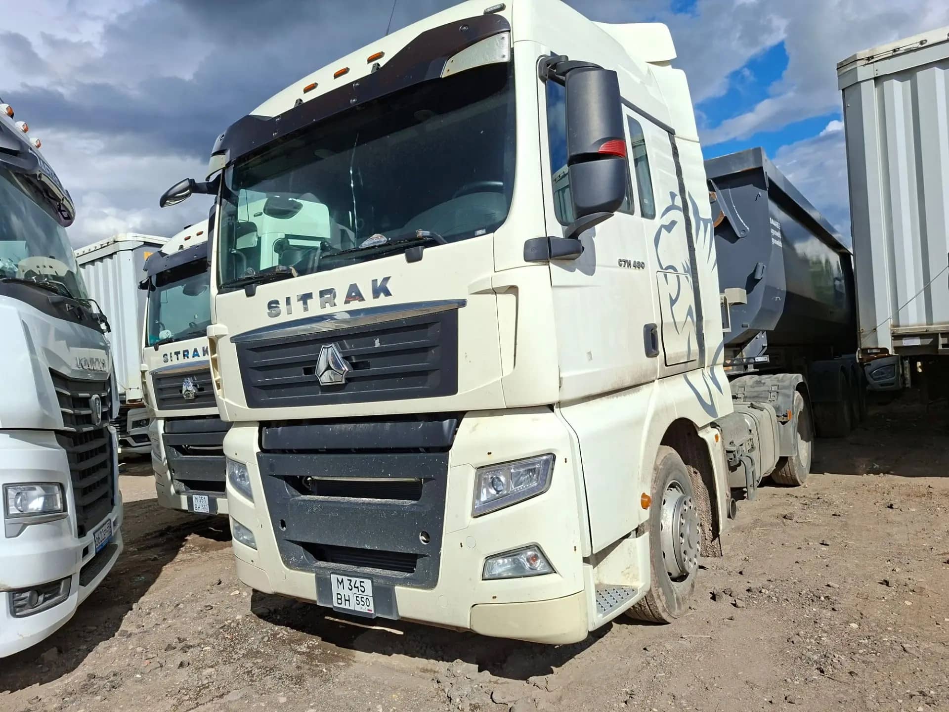 Sitrak ZZ4186V391HE,  336 442 км, 2023 года в лизинг