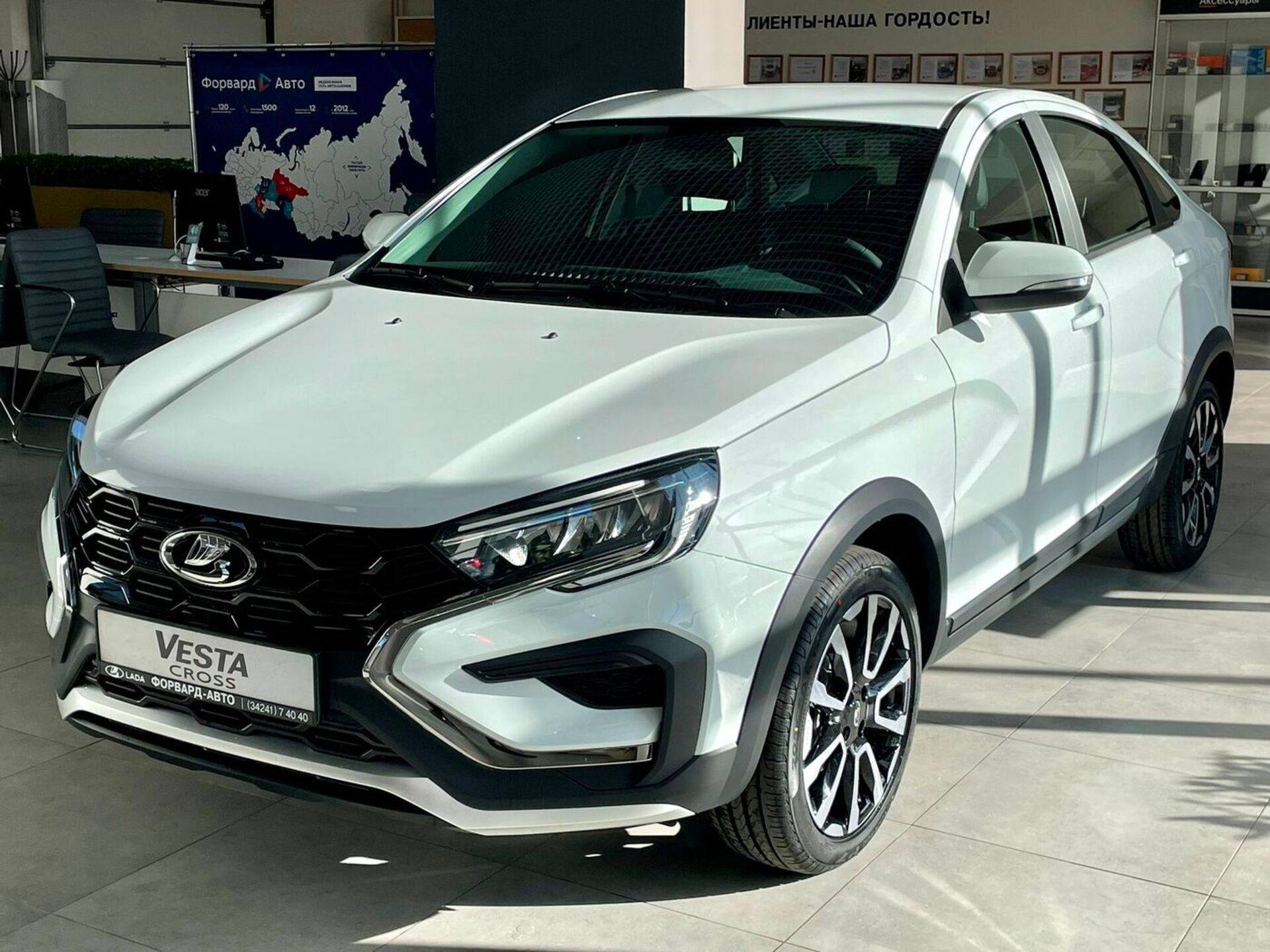 Lada Vesta Cross Life 1.6 106hp 5MT