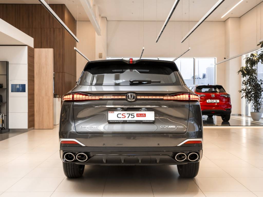 Changan CS75 Plus Luxe 2.0AT 233hp