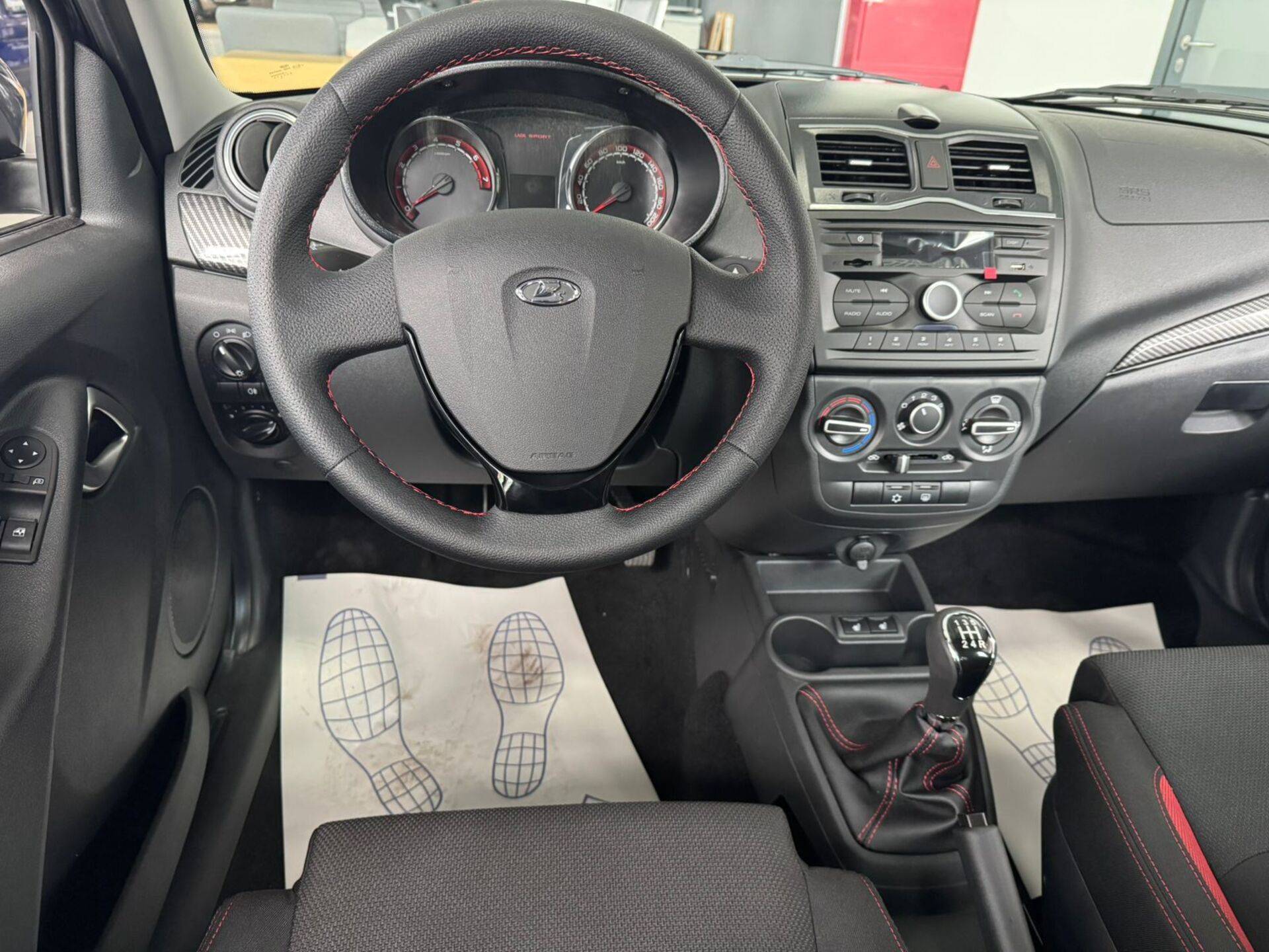 Lada Granta Sportline седан Comfort 24 1.6 106hp 5MT