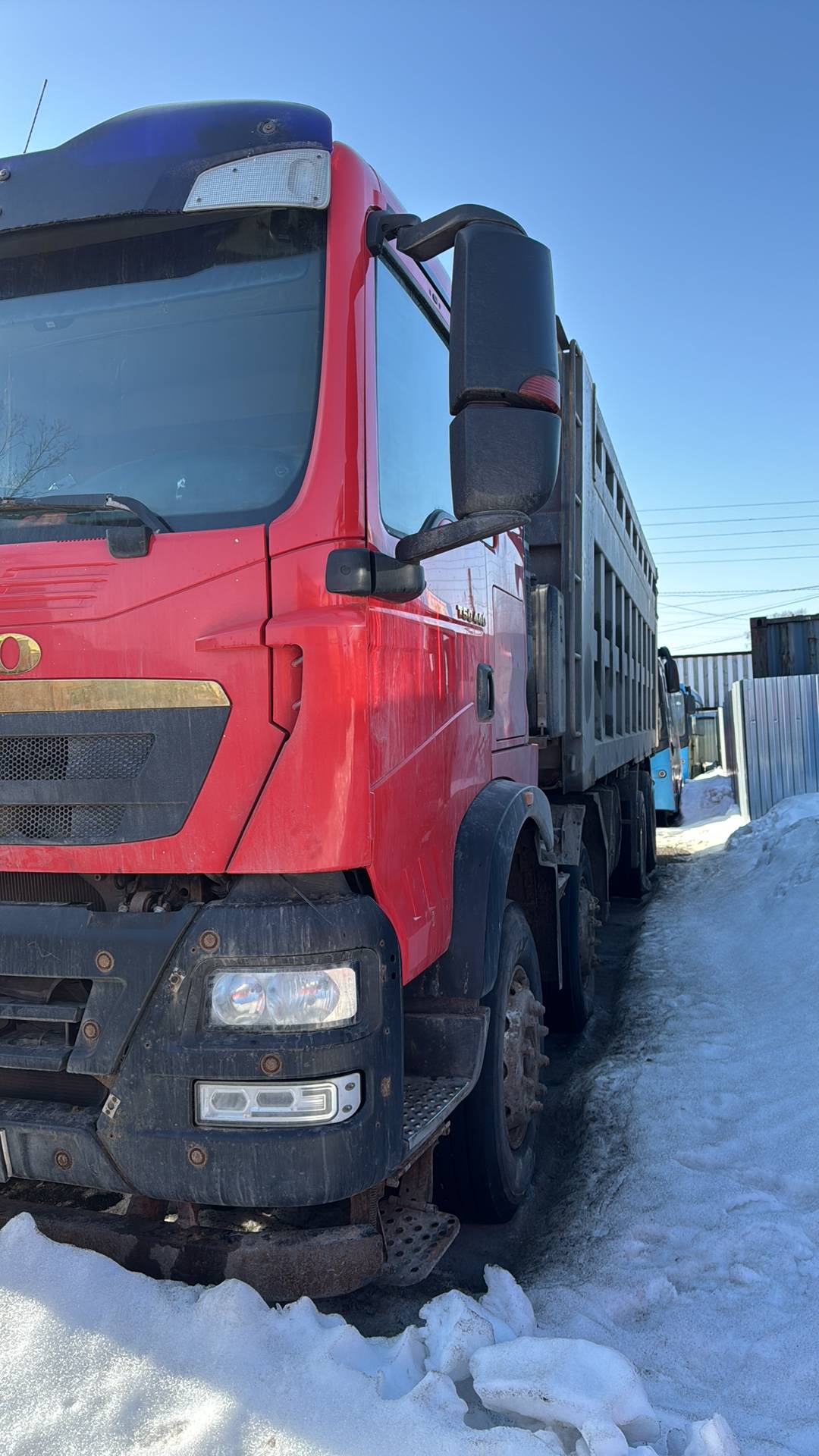 HOWO ZZ3317V386GE1 8х4,  374 631 км, 2023 года в лизинг