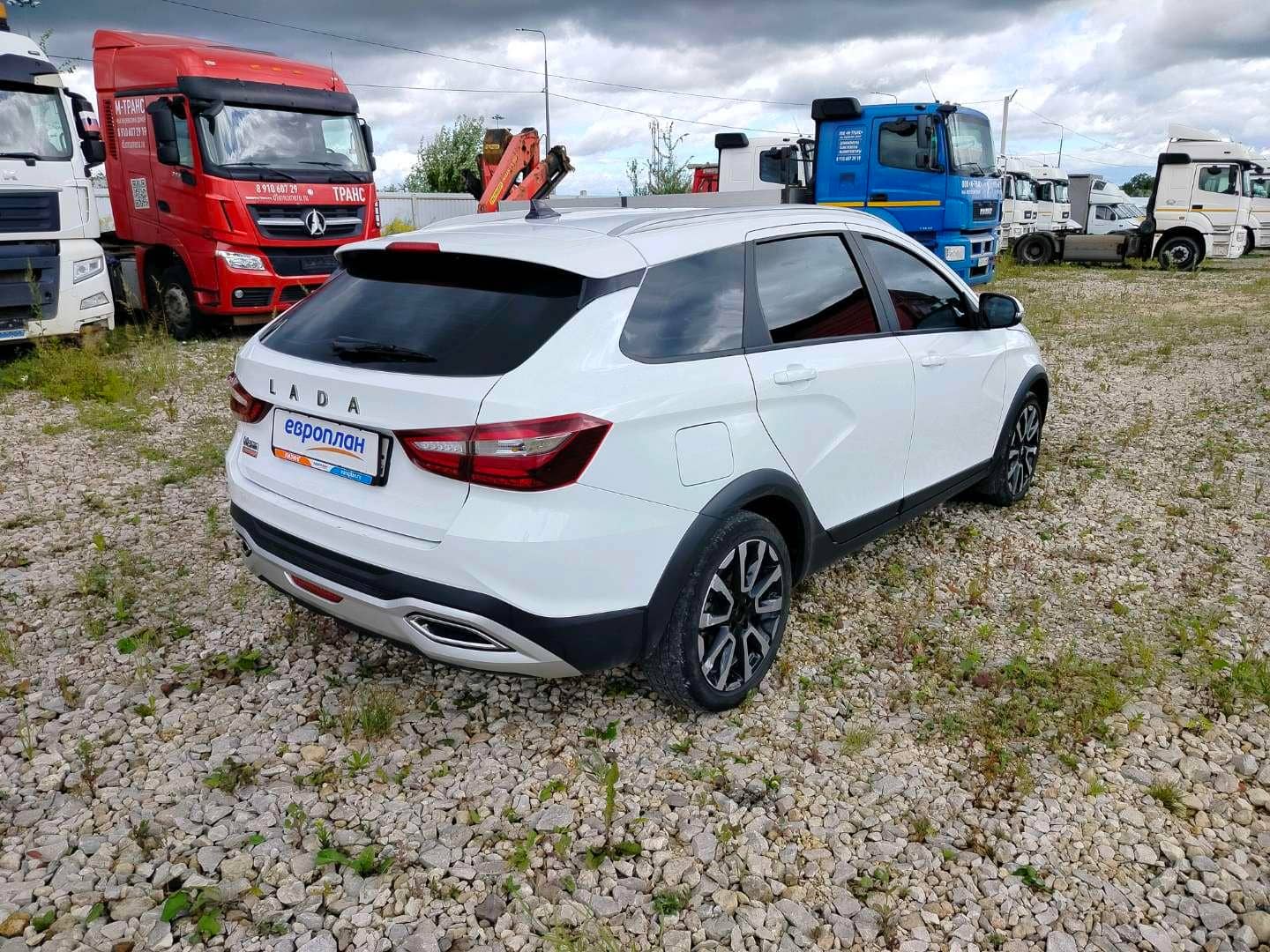 Lada Vesta Кросс,  68 713 км, 2024 года в лизинг