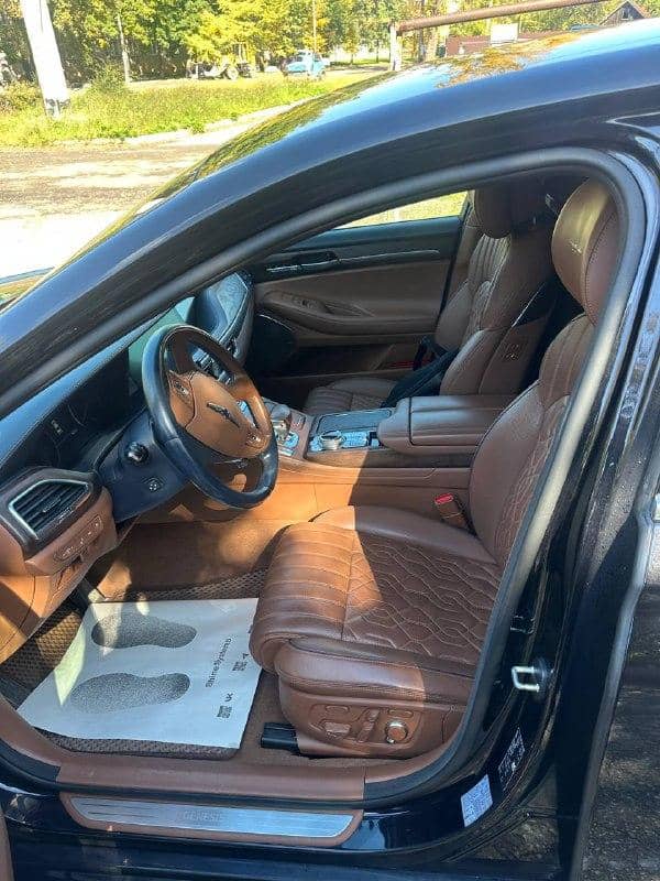Genesis G90,  60 000 км, 2020 года в лизинг
