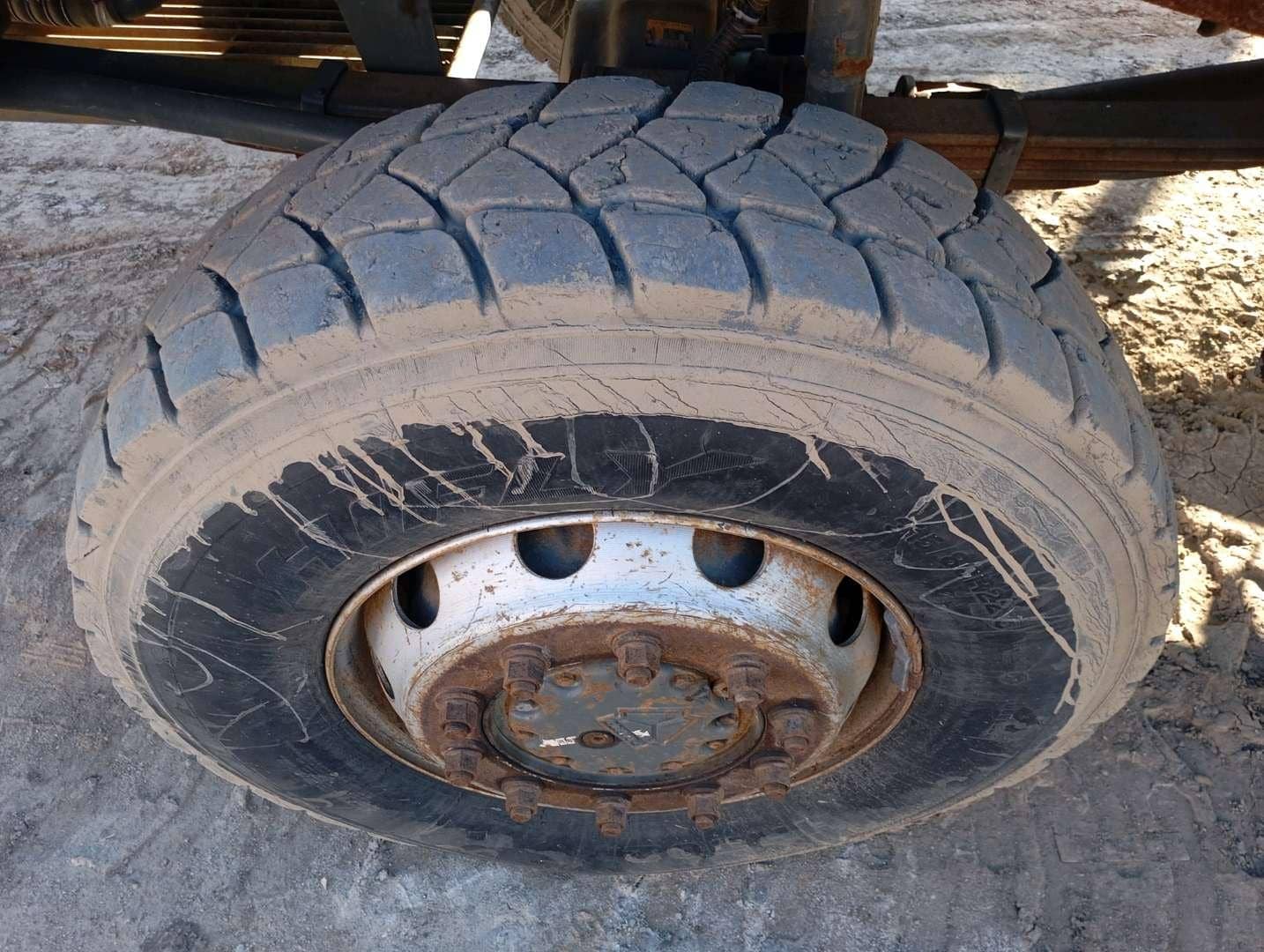HOWO ZZ3327S3857E 6х6,  222 101 км, 2022 года в лизинг