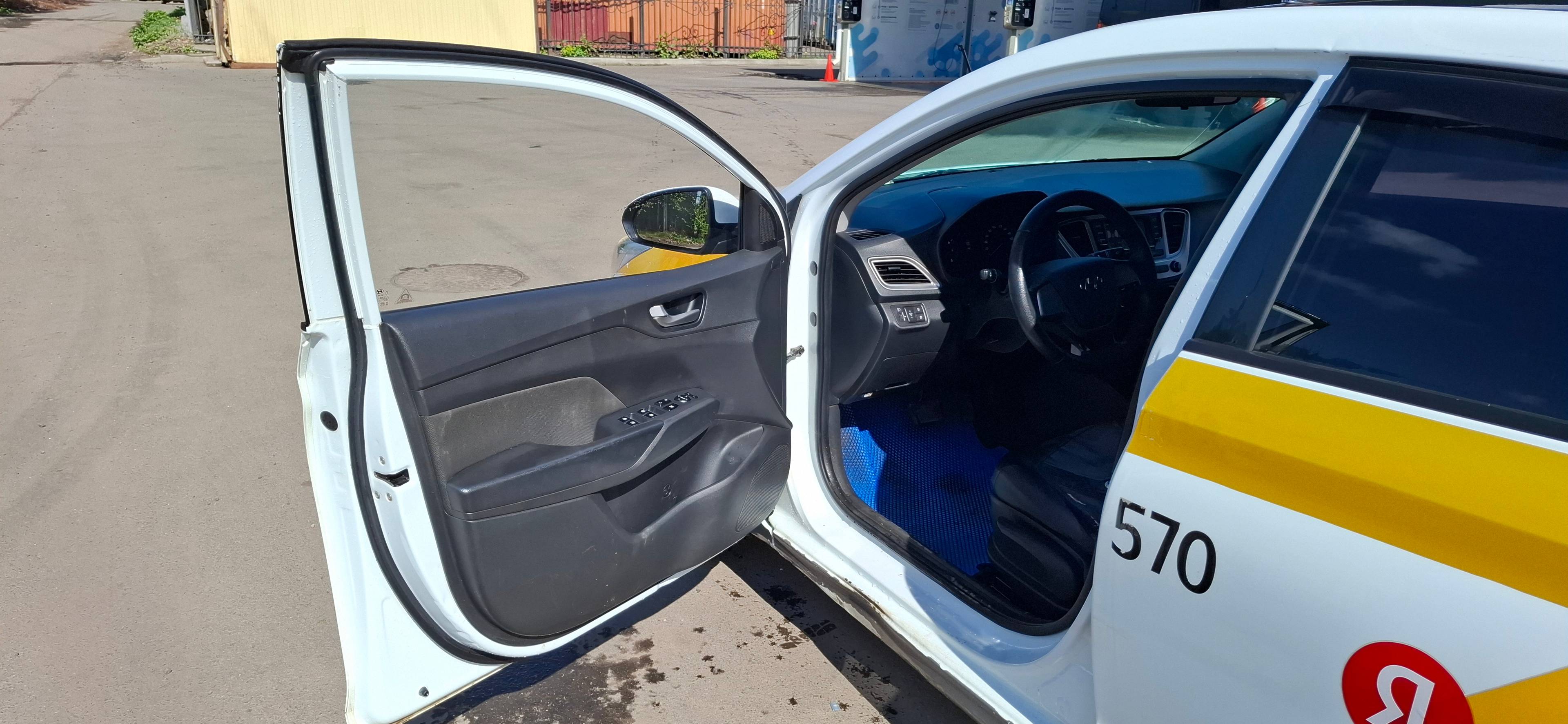 Hyundai Solaris,  284 803 км, 2019 года в лизинг
