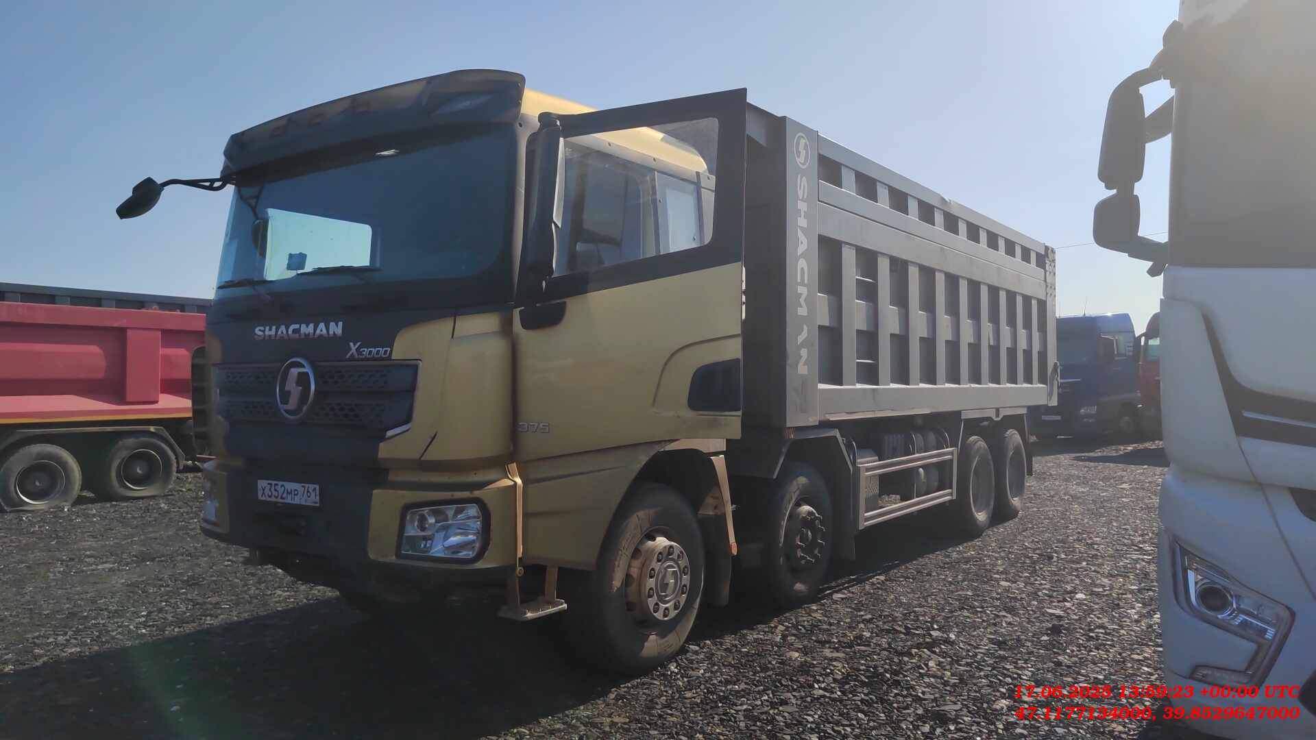 Shacman SX33186T366