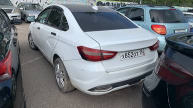 Lada Vesta седан