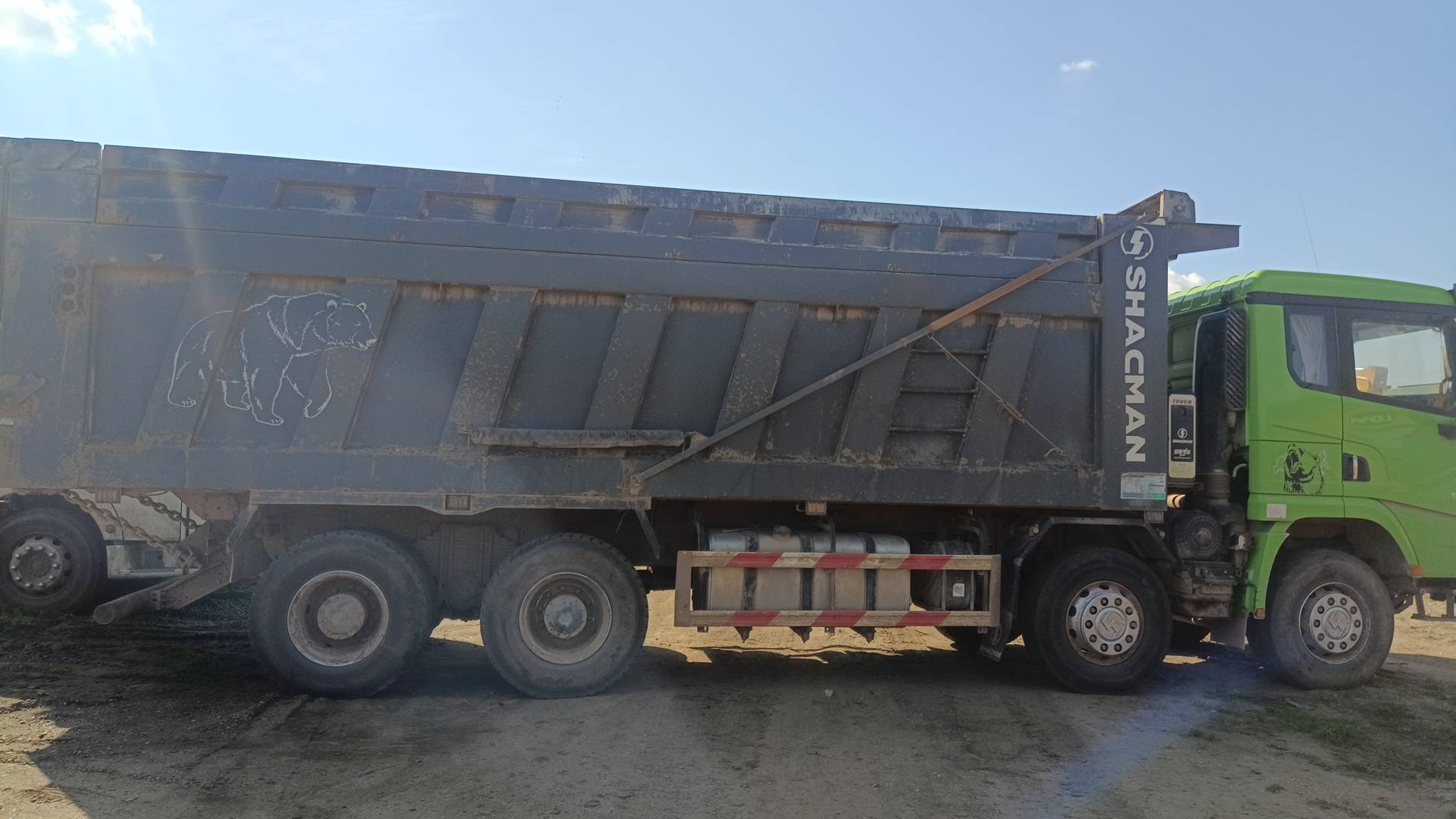 Shacman SX331863366,  166 438 км, 2023 года в лизинг