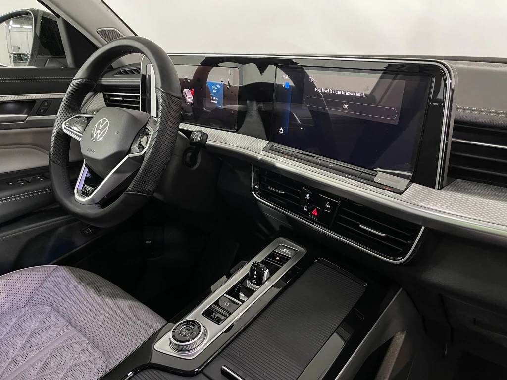 Volkswagen Tavendor R-Line Edition 380TSI 7AT 4Motion