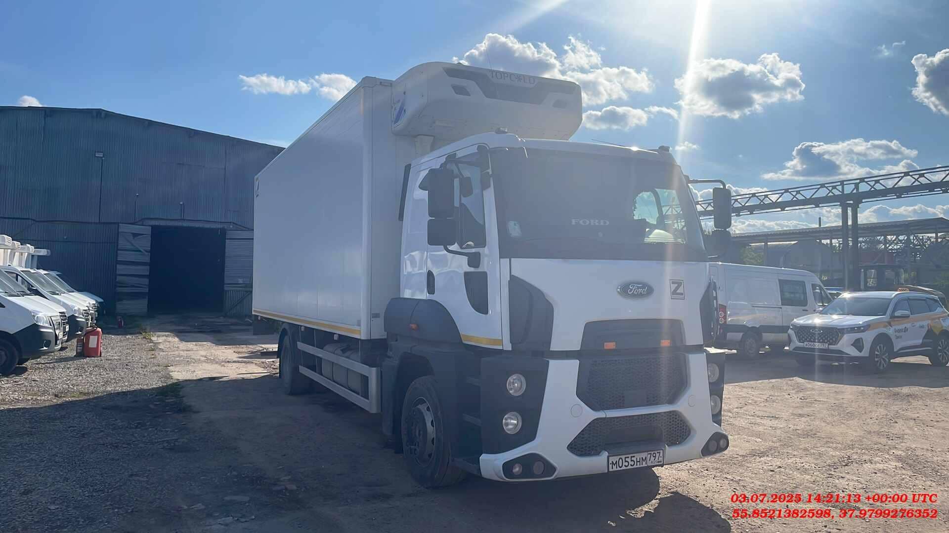Ford CARGO 1833 LR 4x2
