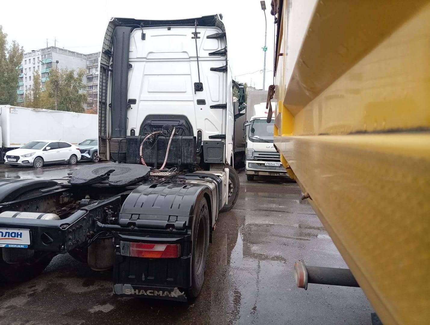 Shacman SX4188YY381,  209 660 км, 2023 года в лизинг