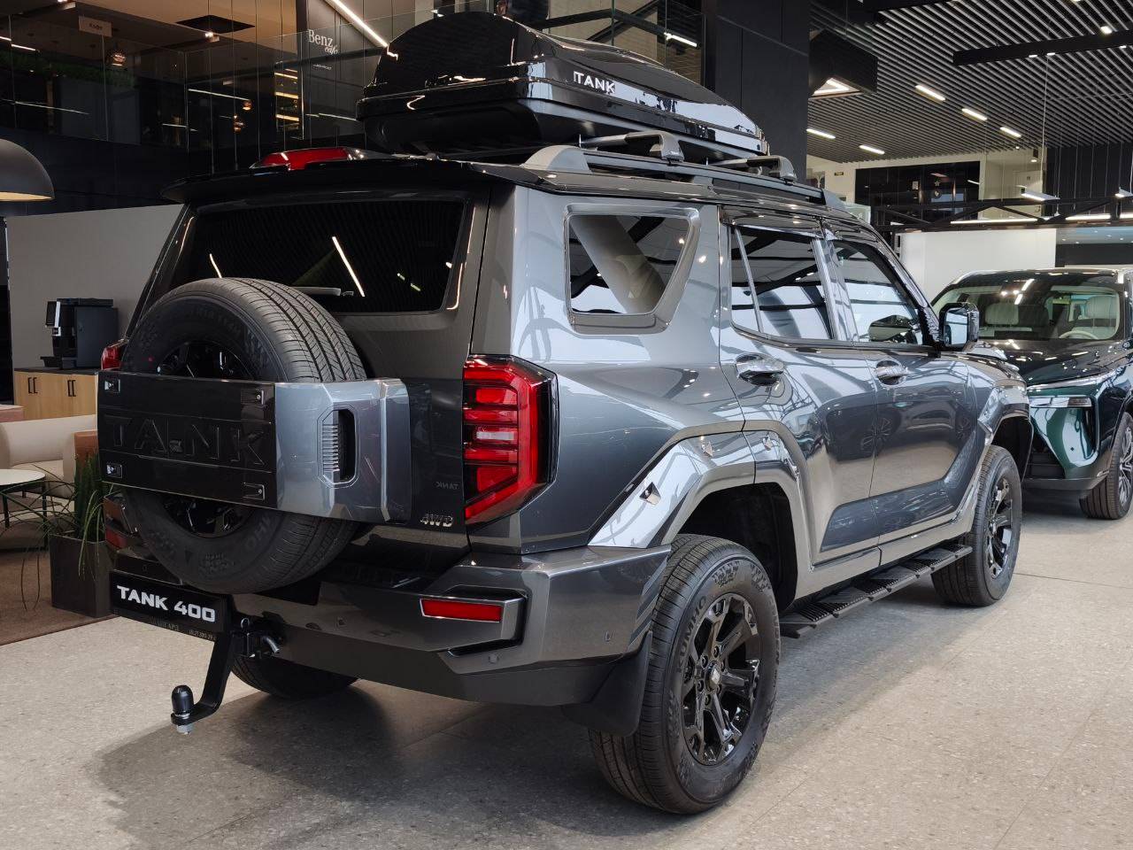 Tank 400 2.0T AT 4WD Premium