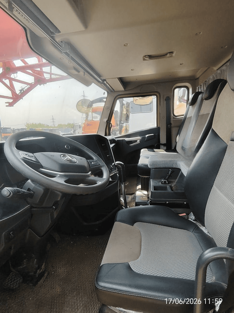 SANY STC 300T5,  10 174 км, 2024 года в лизинг
