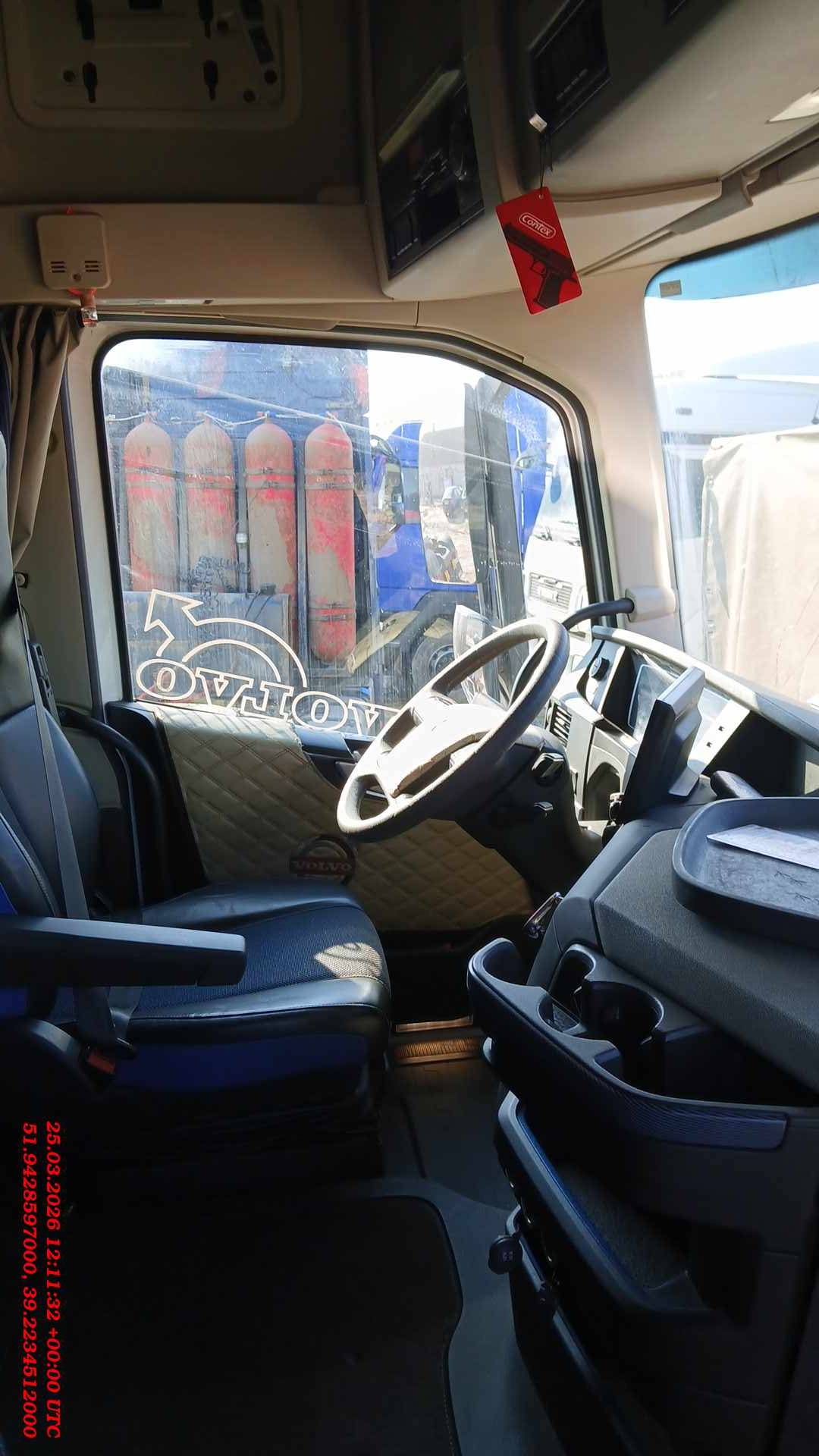 Volvo FH 460 4x2 (FH Globetrotter),  784 683 км, 2022 года в лизинг