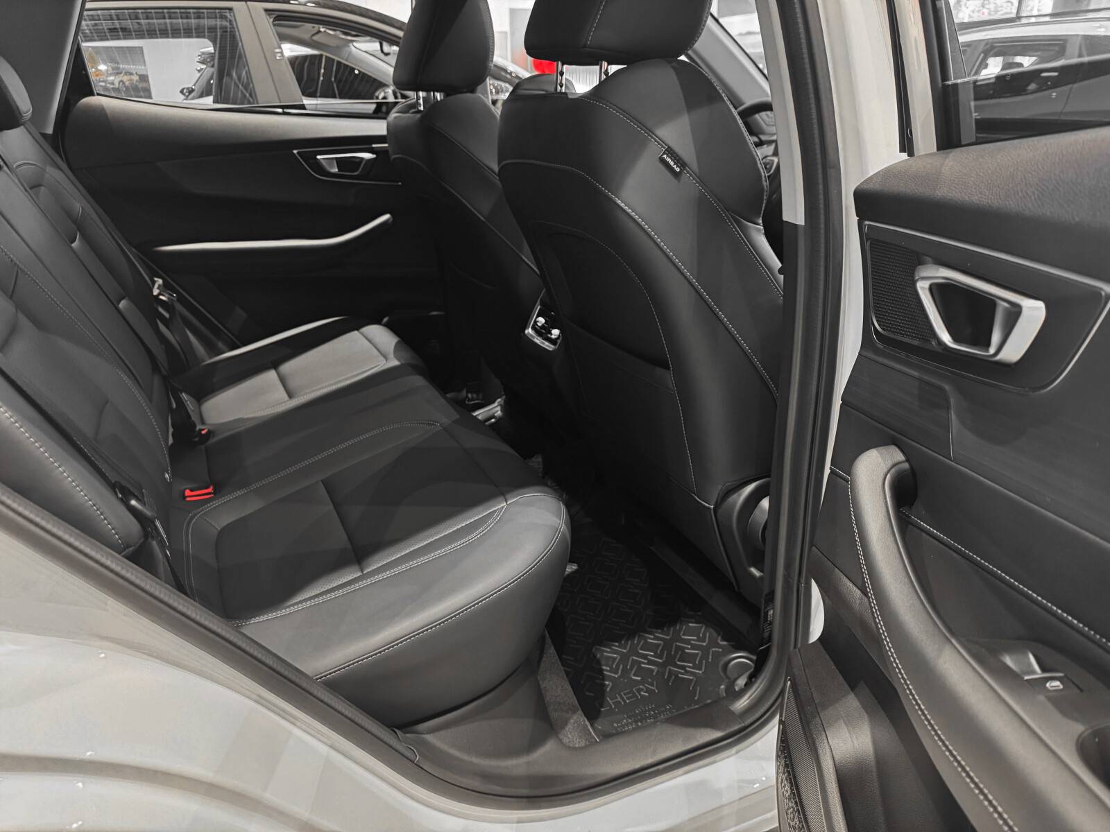 Chery Tiggo 4 PRO Action