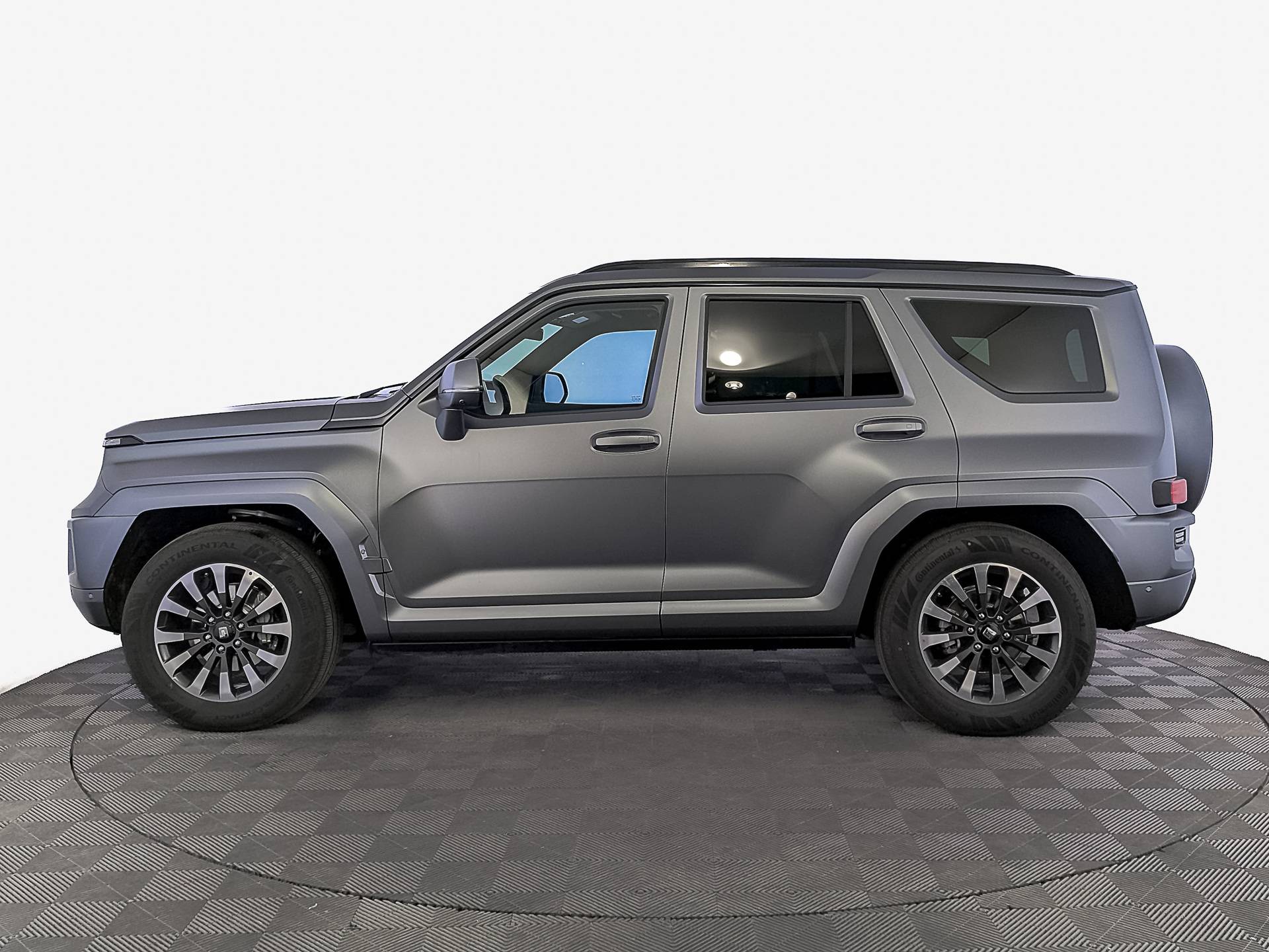 Tank 700 Superior 3.0 9AT 4WD