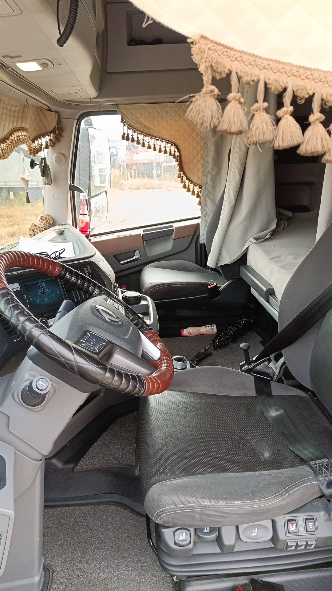 DongFeng DFH4180 4x2,  189 435 км, 2023 года в лизинг