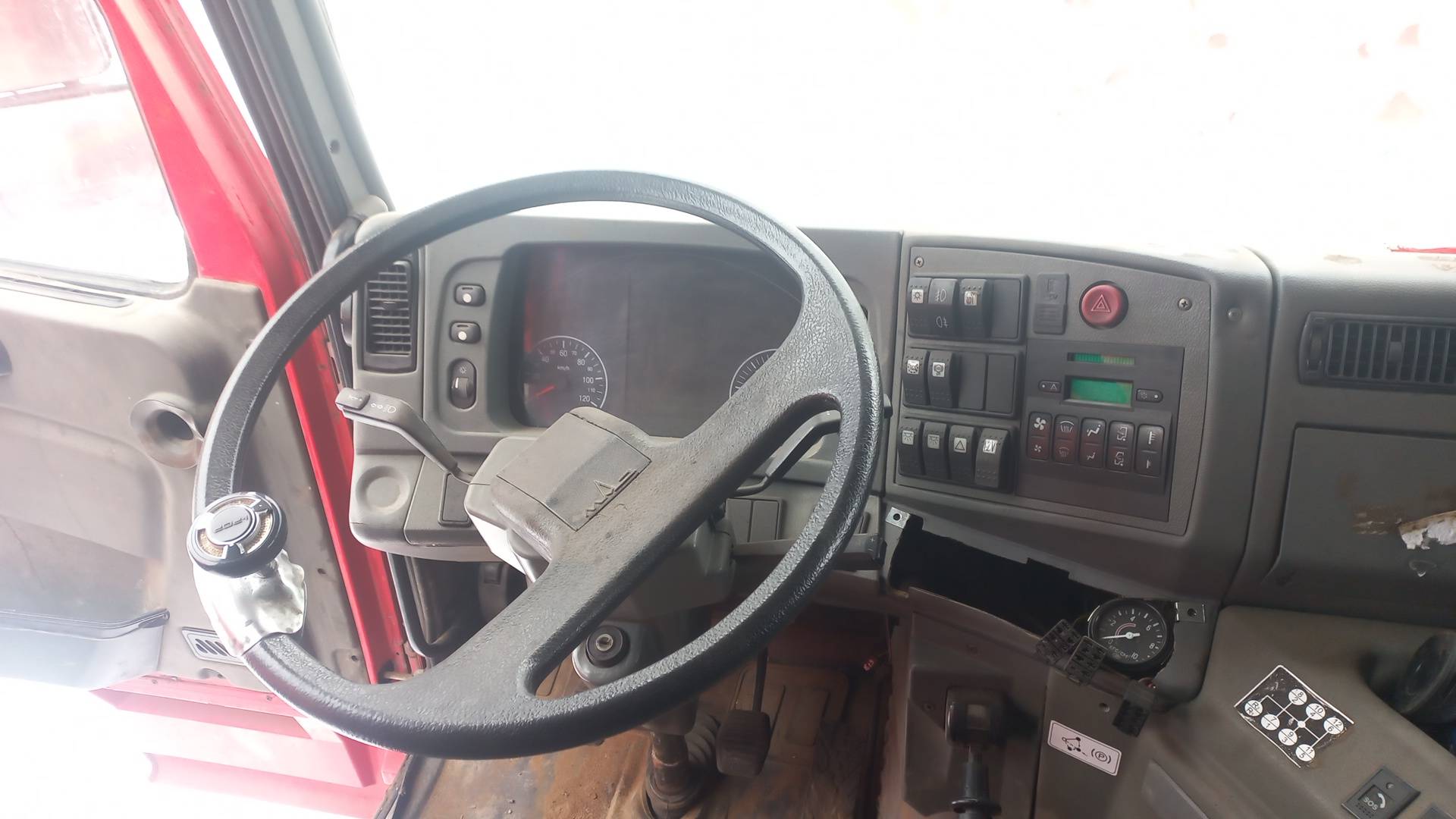 МАЗ 6501C9-8520-005,  148 647 км, 2021 года в лизинг