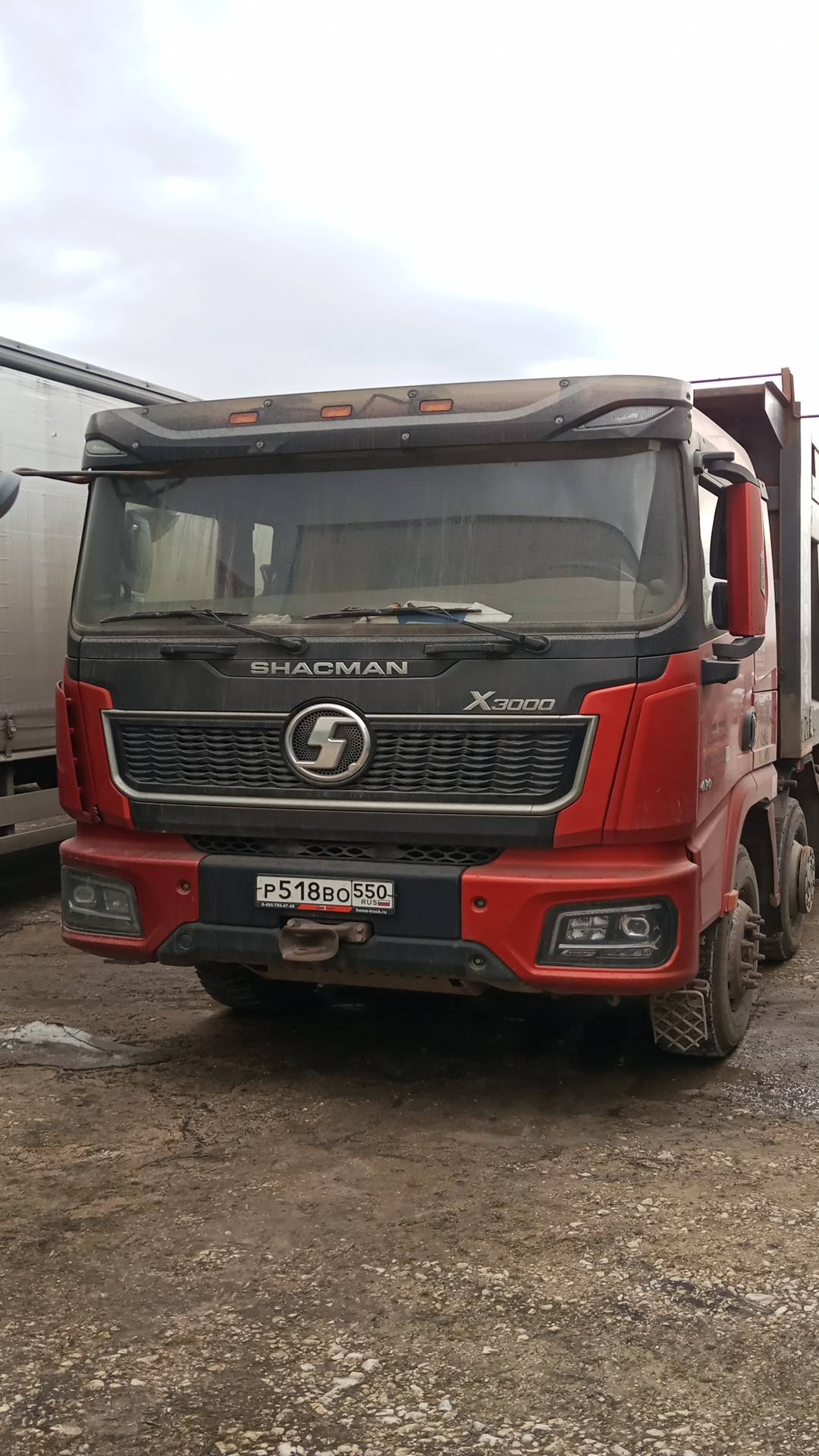 Shacman SX33186V366,  200 000 км, 2023 года