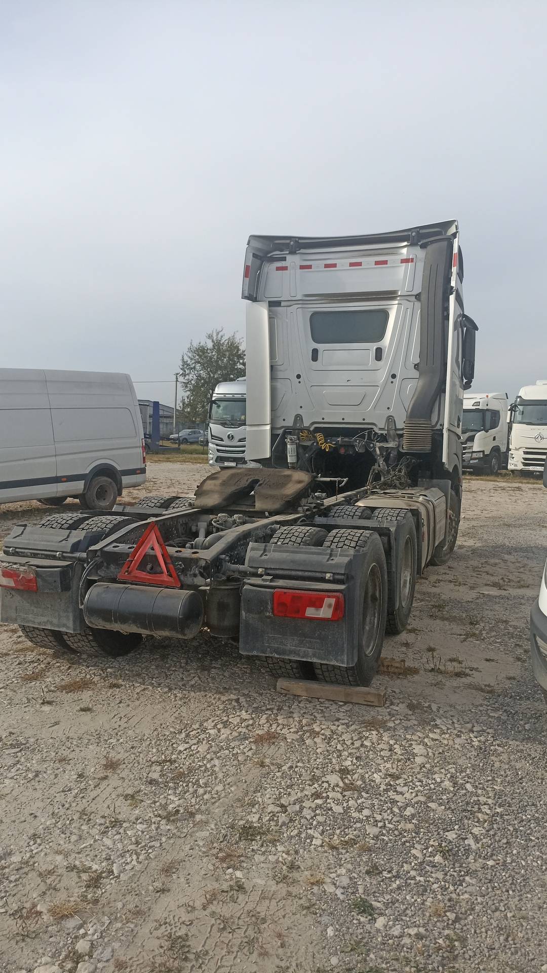 Mercedes-Benz BJ4266Y6DHLA2,  230 000 км, 2023 года в лизинг