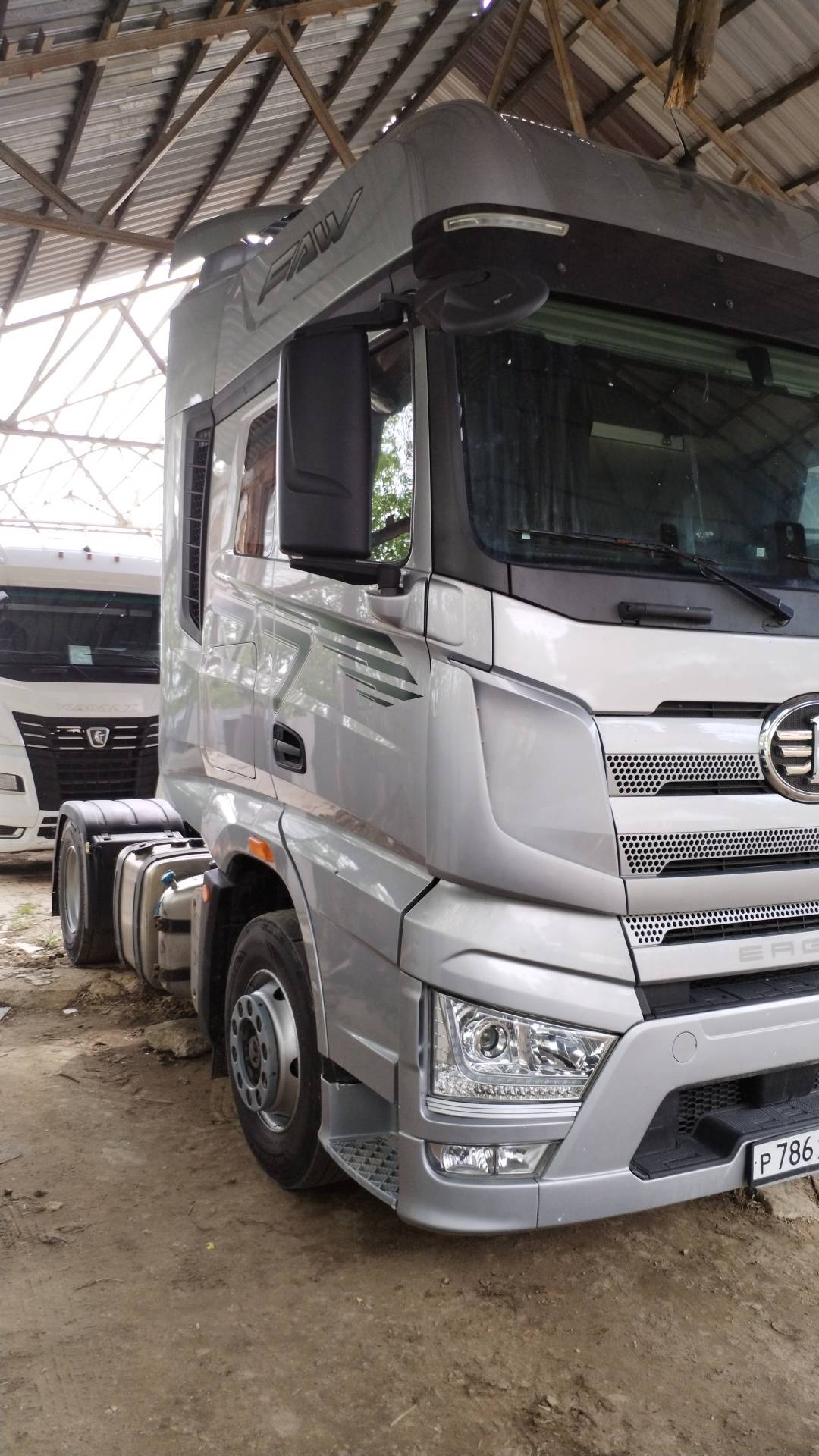 FAW CA4180P77K25E5 4x2