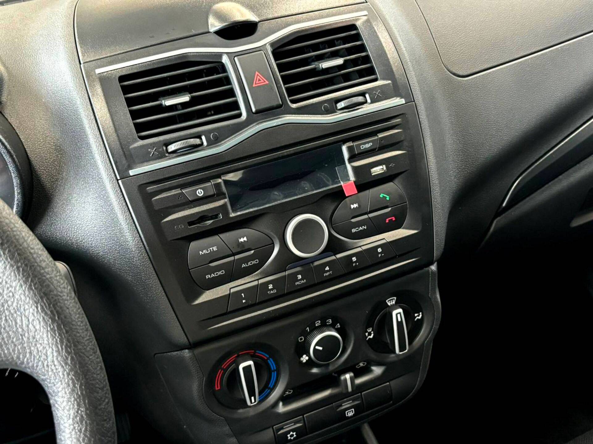 Lada Granta седан Comfort 24 1.6 106hp 5MT