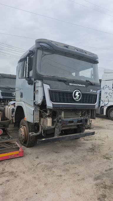 Shacman SX42586V385