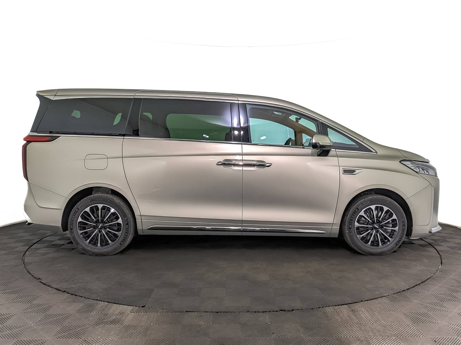 Wey 80 PHEV 1.5 T DHT 4WD Premium