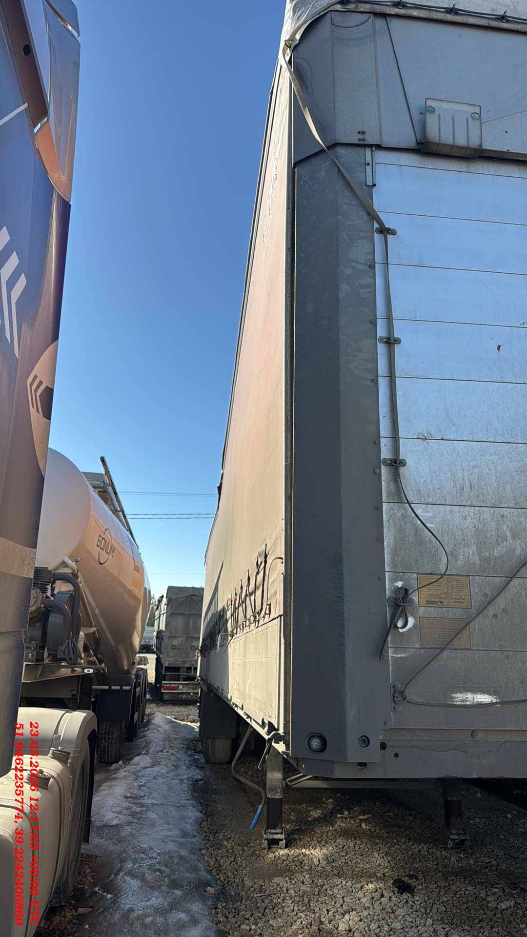 SCHMITZ Шторно-бортовой 9084, 2015 года