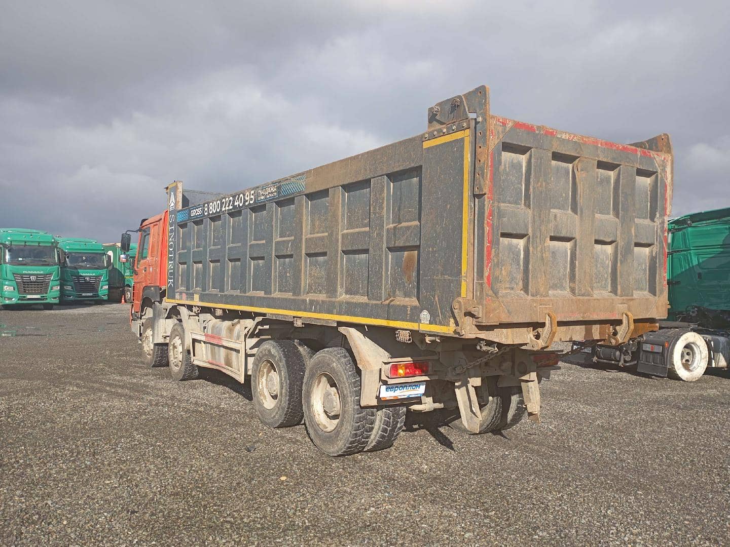 HOWO ZZ3407S3867E 8x4,  77 085 км, 2022 года в лизинг