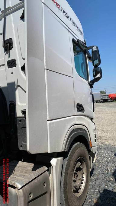 Shacman SX4188YY381