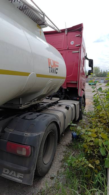 DAF XF 450 FT 4x2 (Space Cab)