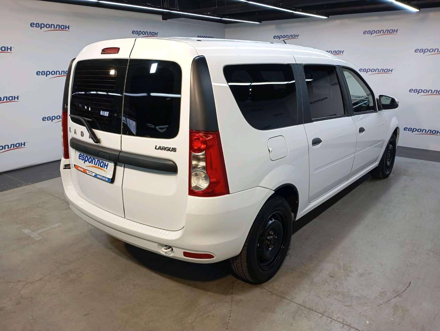 Lada Largus универсал,  29 203 км, 2025 года в лизинг