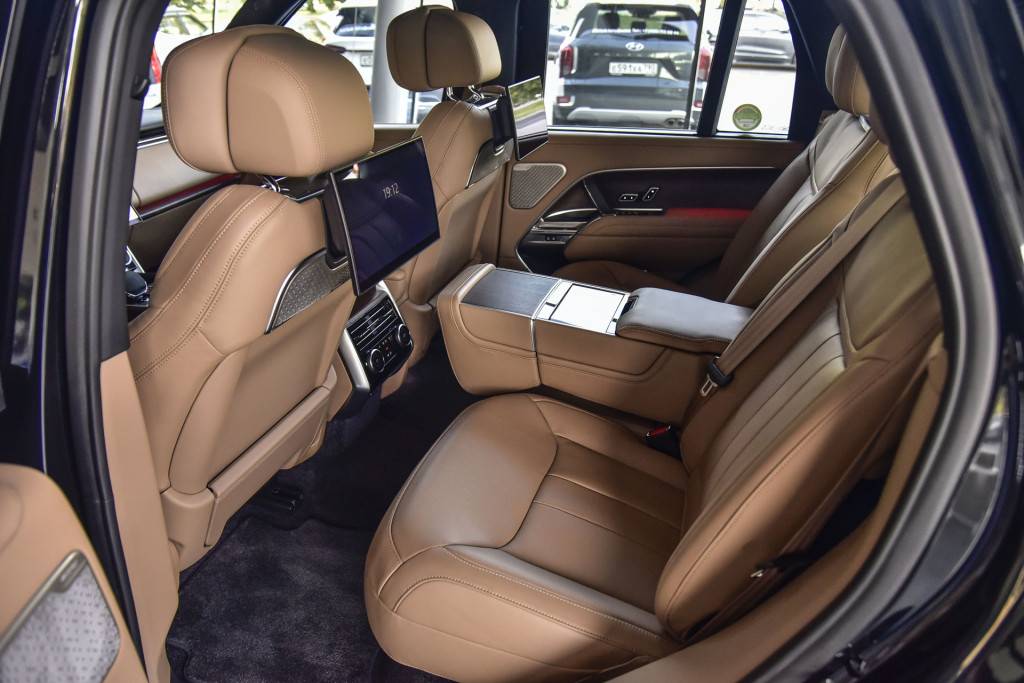 Land Rover Range Rover В6 3.0 дизель 350 л.с. гибрид Автобиография (Autobiography)