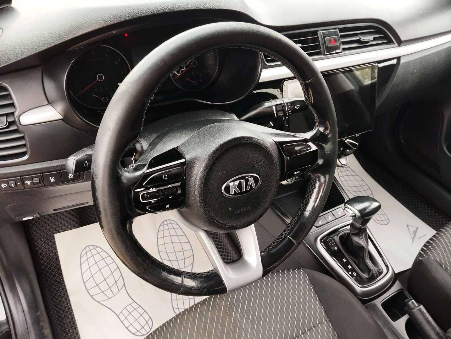 KIA Rio,  251 798 км, 2018 года в лизинг