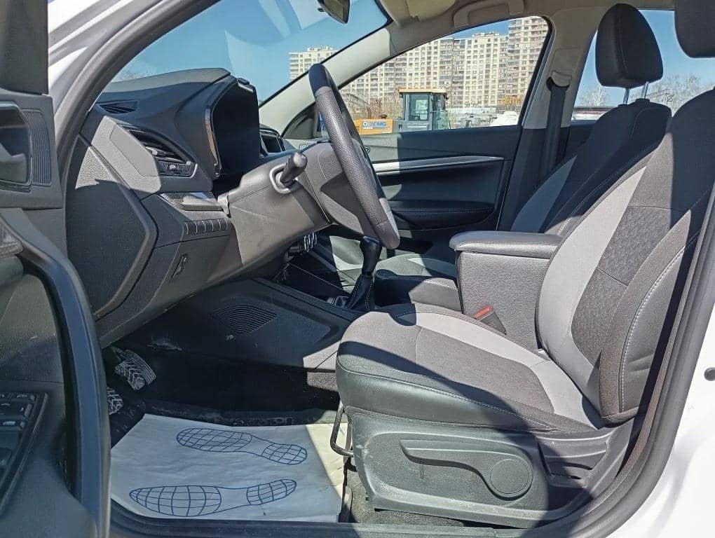 Lada Vesta седан,  65 806 км, 2024 года в лизинг