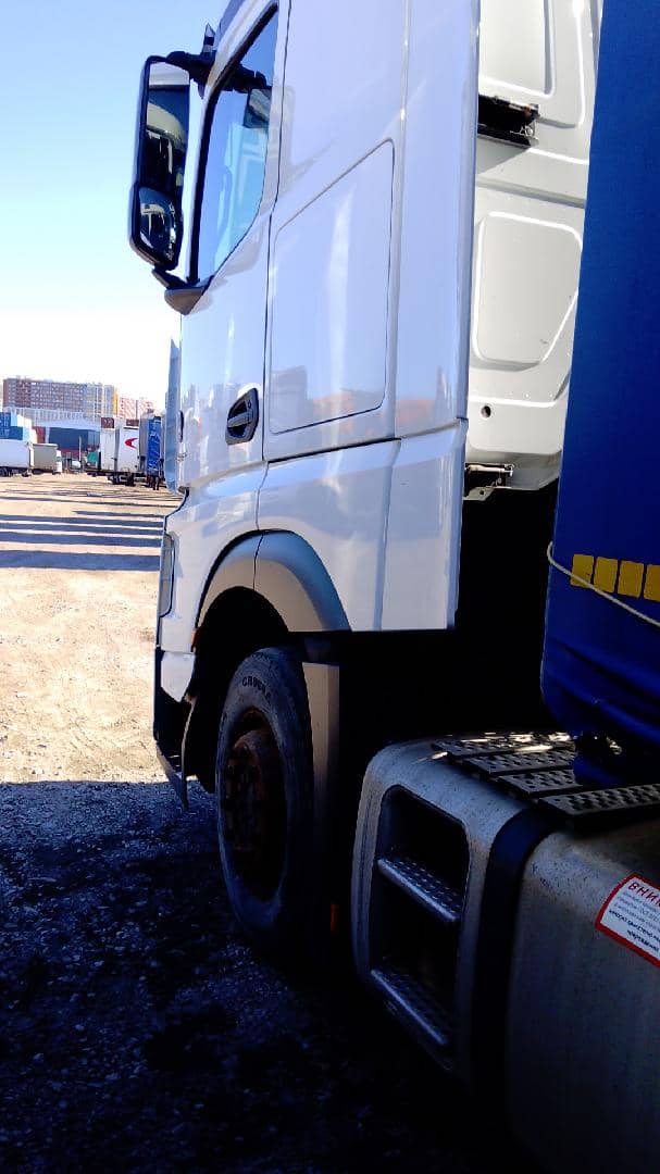 Mercedes-Benz Actros 5 1845 LS 4x2 (BigSpace),  807 732 км, 2020 года в лизинг