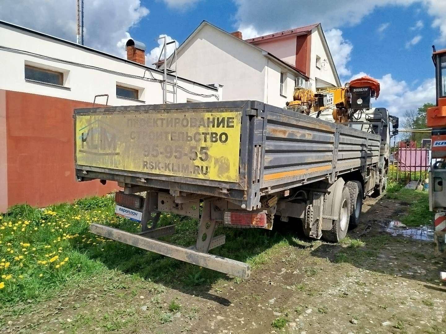 FAW CA3250P66K24L1TE5 6x6,  23 576 км, 2024 года в лизинг