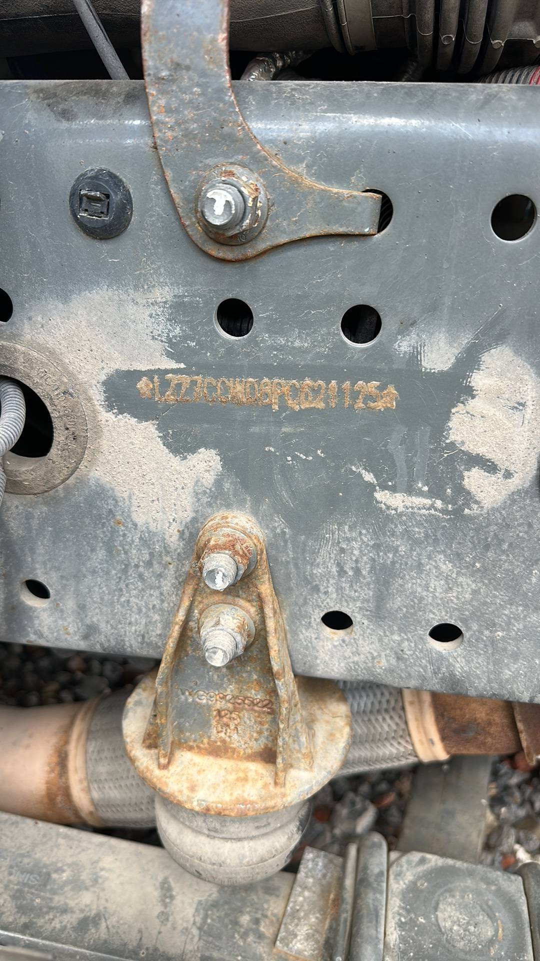 Sitrak C7H MAX ZZ4256V363HE1  ,  100 000 км, 2023 года в лизинг