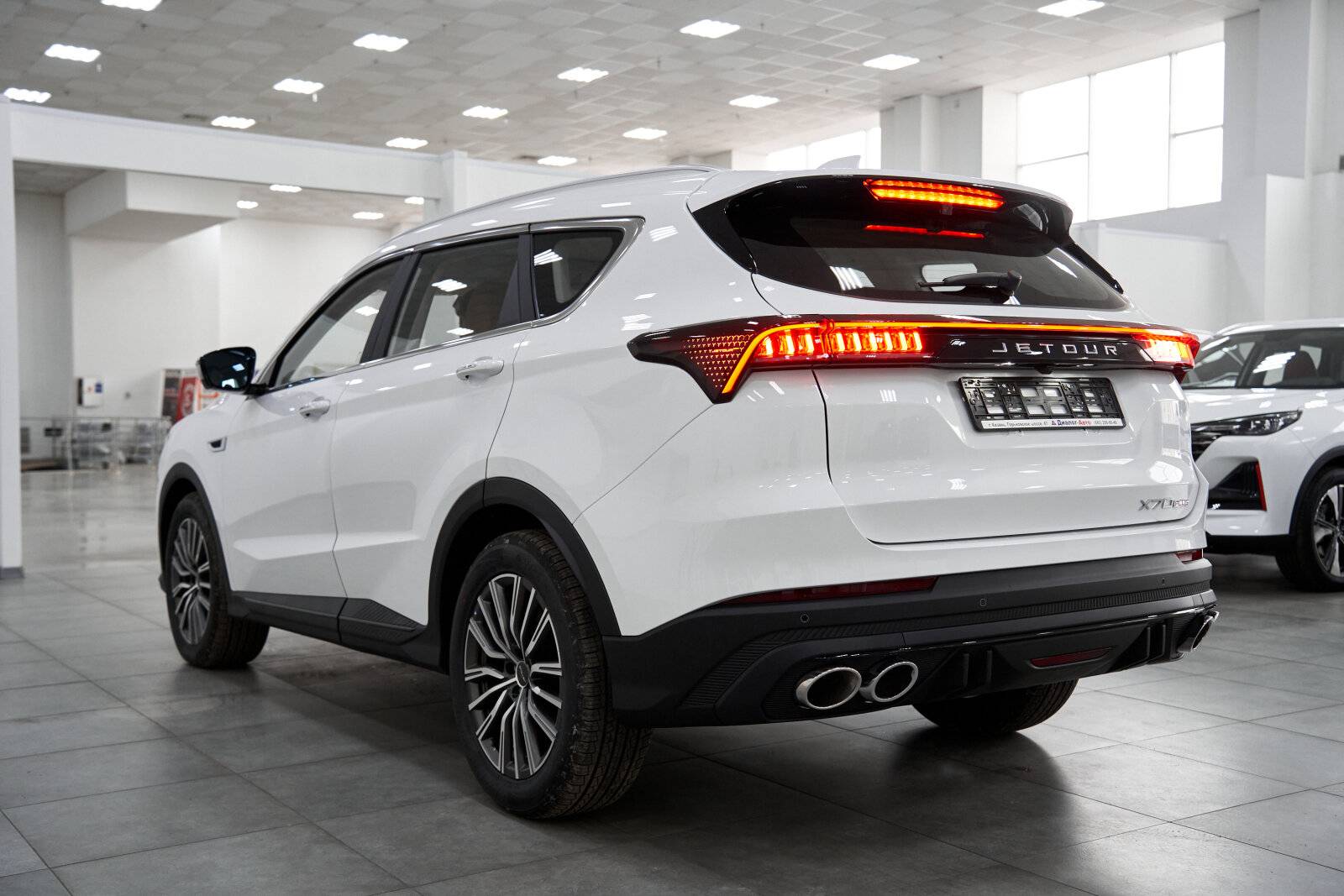 Jetour X70 Plus 1.6TGDI-7DCT Luxury