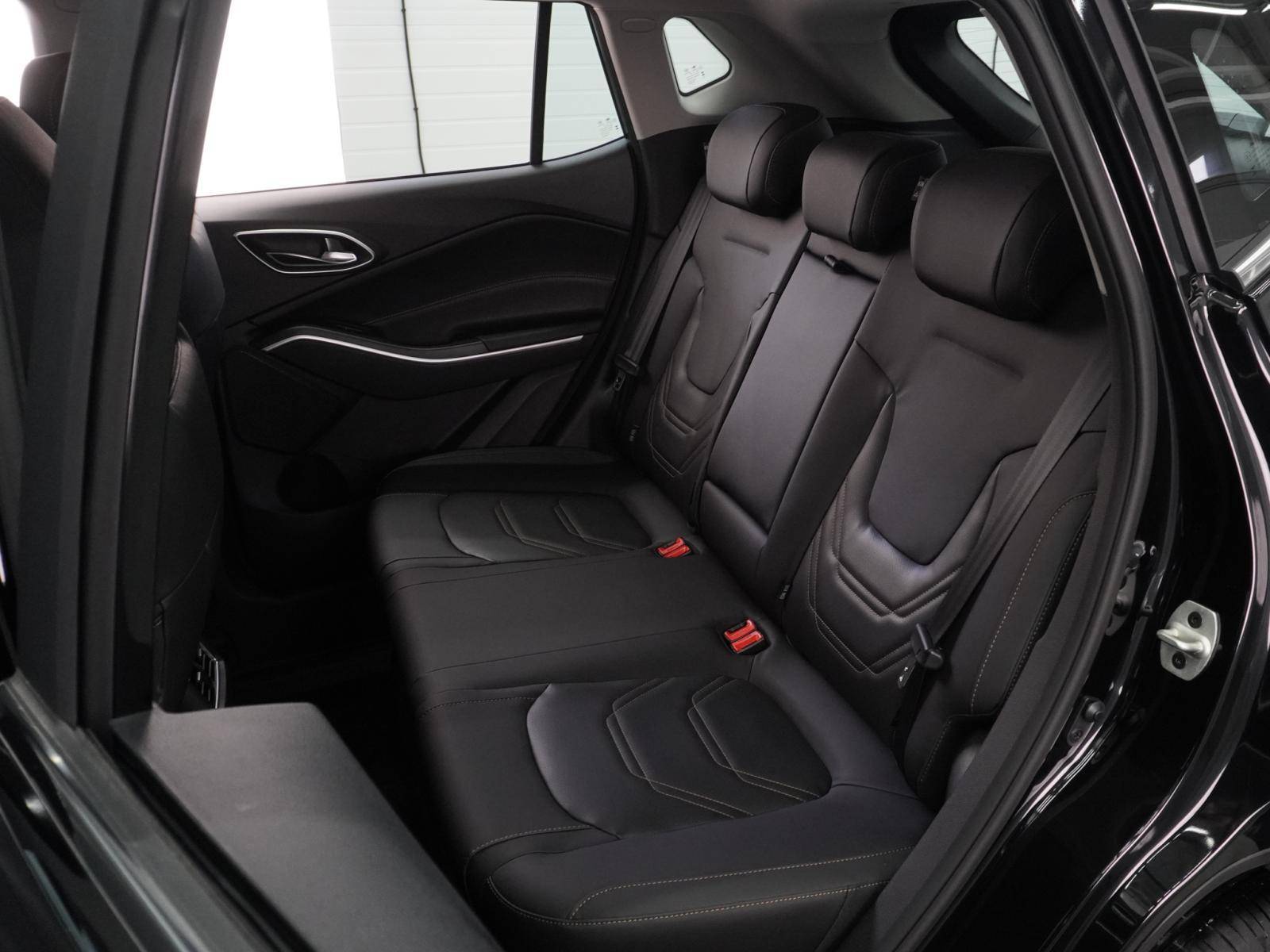 Москвич 3 Комфорт 1.5Т CVT